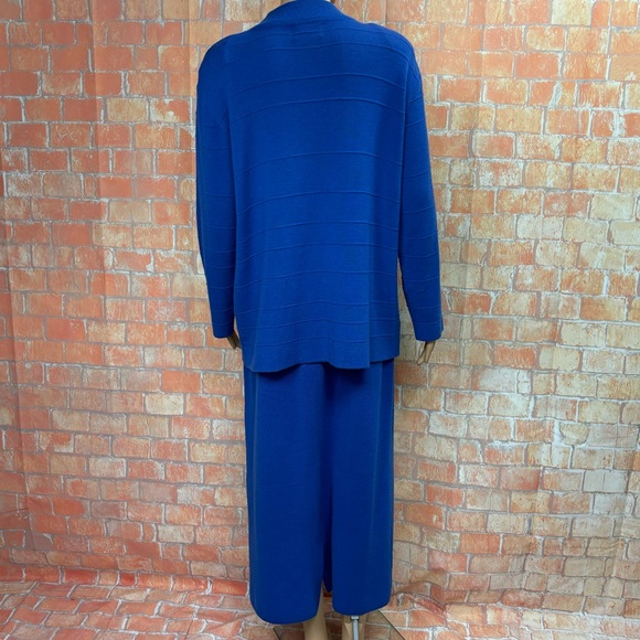 Adolfo Collectibles Vintage Sweater Skirt Set - Picture 7 of 14